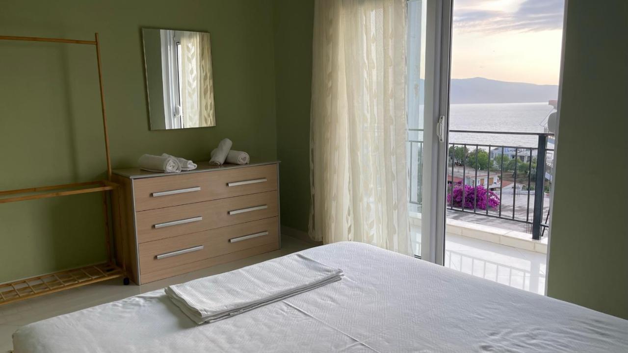Azure Apartments By Kondo Stays Vlorë Exteriör bild