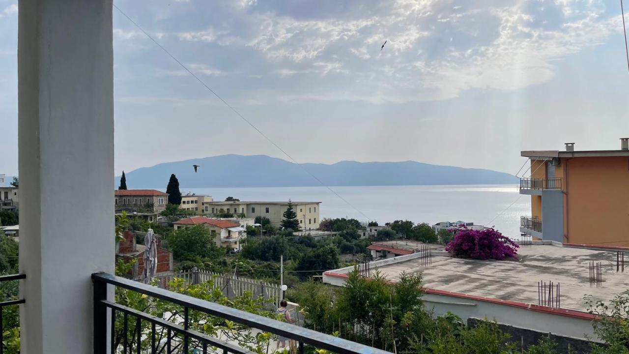 Azure Apartments By Kondo Stays Vlorë Exteriör bild